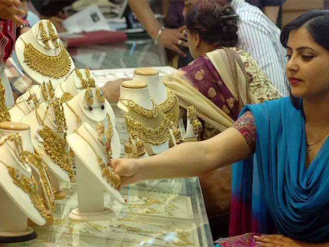 Tips to Save Money When Buying Gold for Diwali