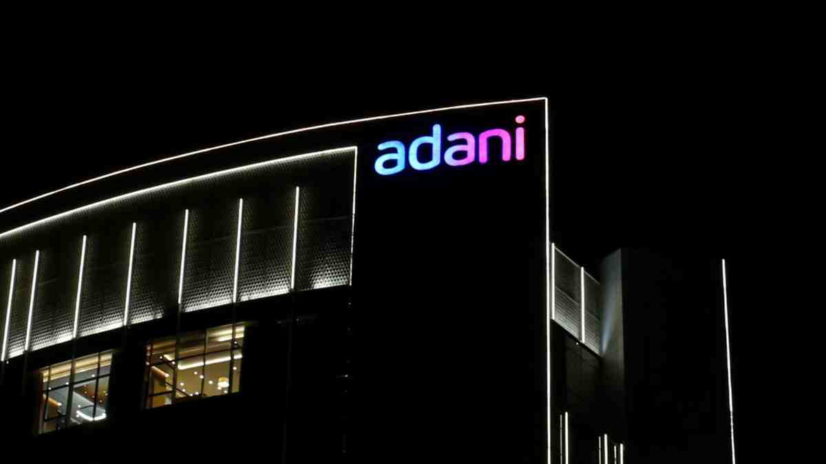 AdaniConneX Secures $1.44 Billion from Global Banks for Data Center Venture
