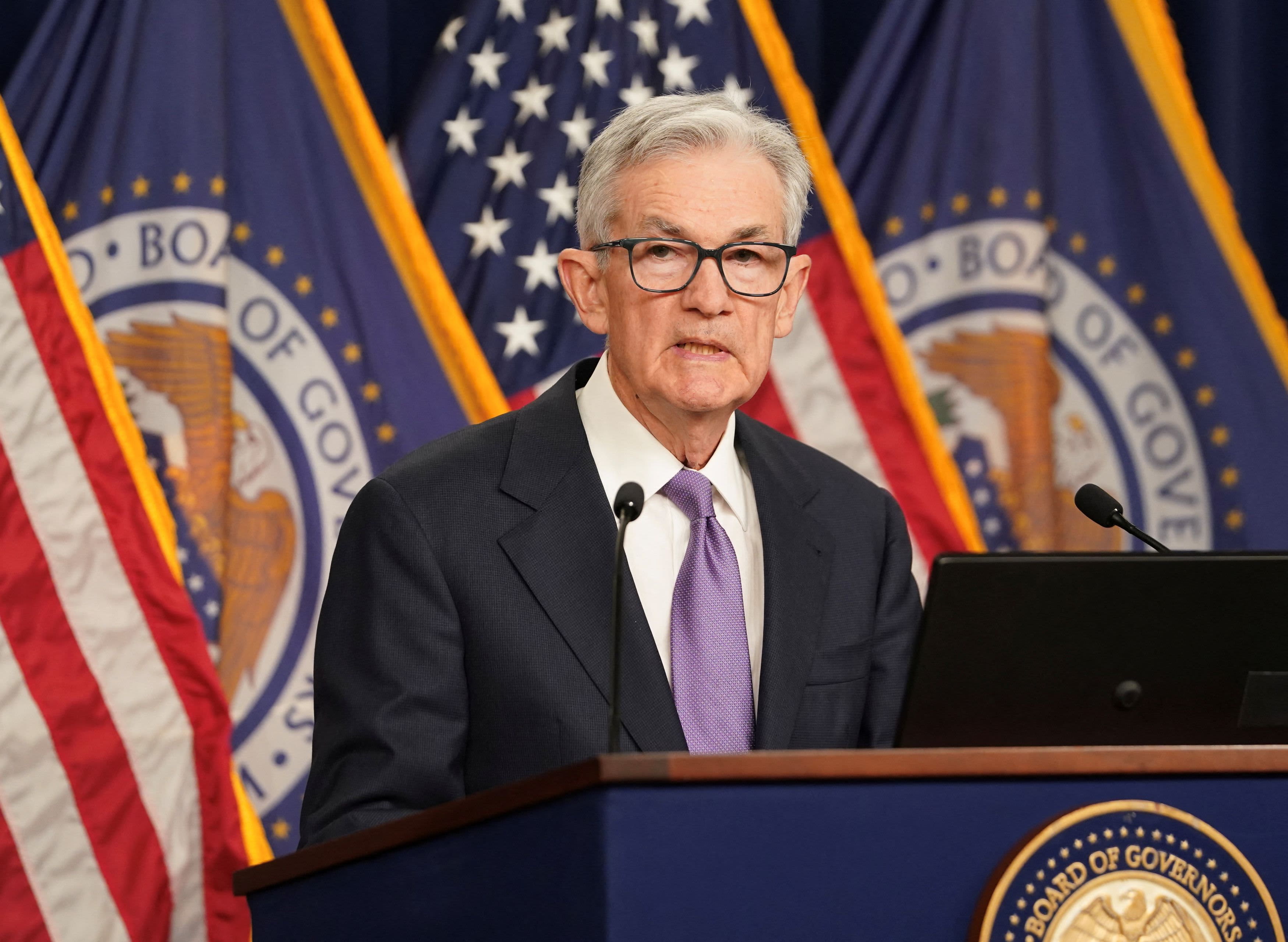 US Fed Meeting: Experts Anticipate No Rate Cut Amid Persistent Inflation