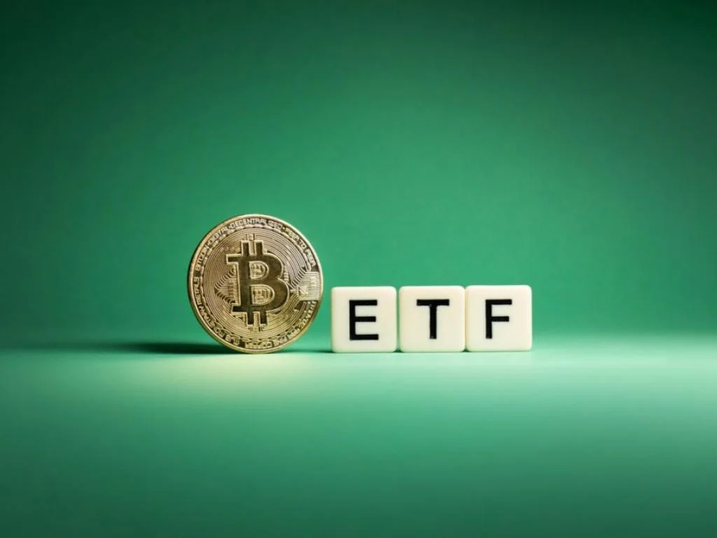 BlackRock's iBIT Now World's Largest Bitcoin ETF as GBTC Shrinks