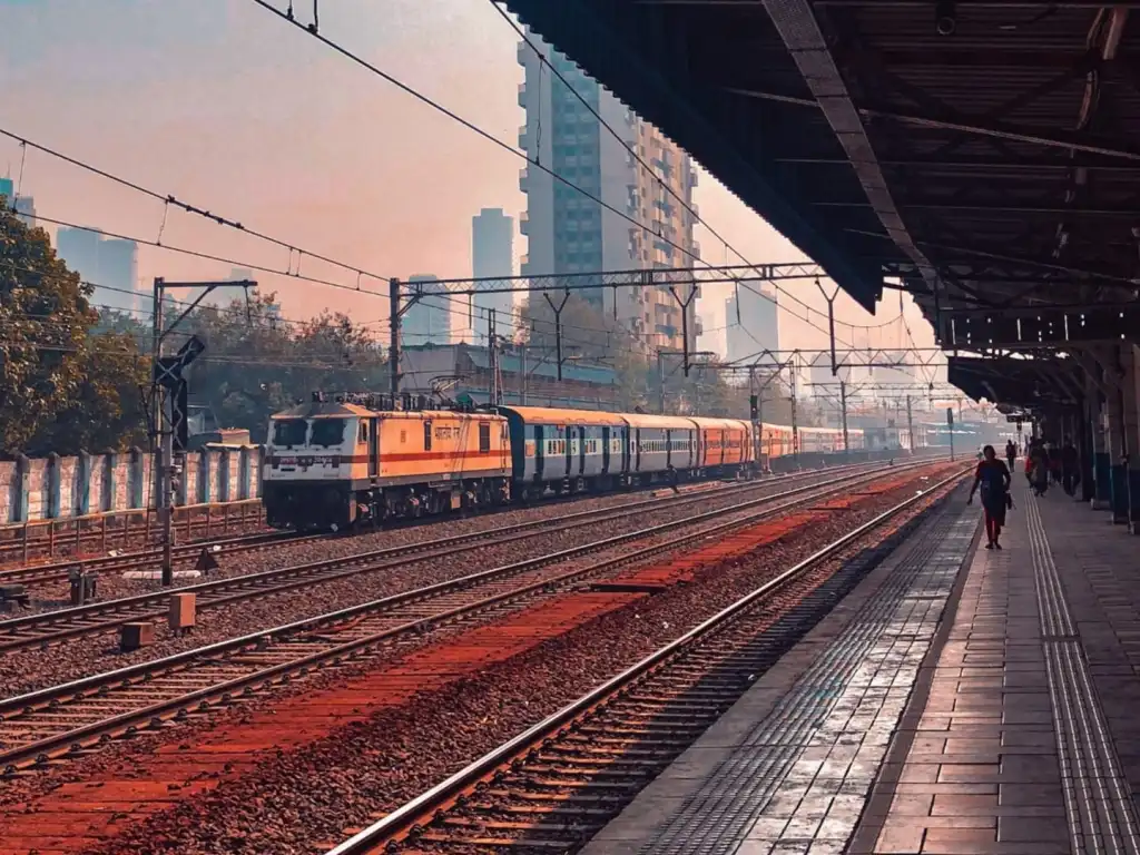 Indian Railways Eases E-Ticket Purchase Rules on UTS Mobile App