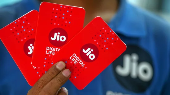 Reliance Jio Reports Strong Q1 Profits