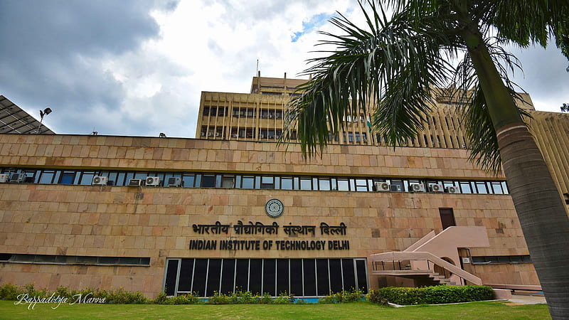 IIT-Delhi Faces ₹120 Crore GST Demand on Research Funds, Ministry to Challenge
