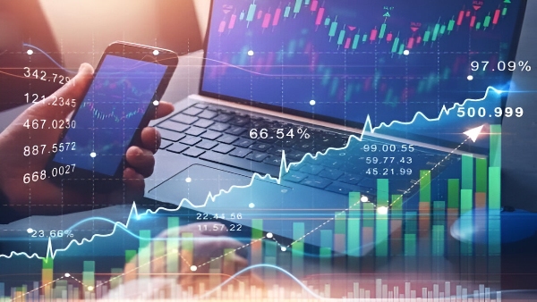 Sensex Gains 376 Points, Nifty Nears 24,950 as FMCG and Banks Shine