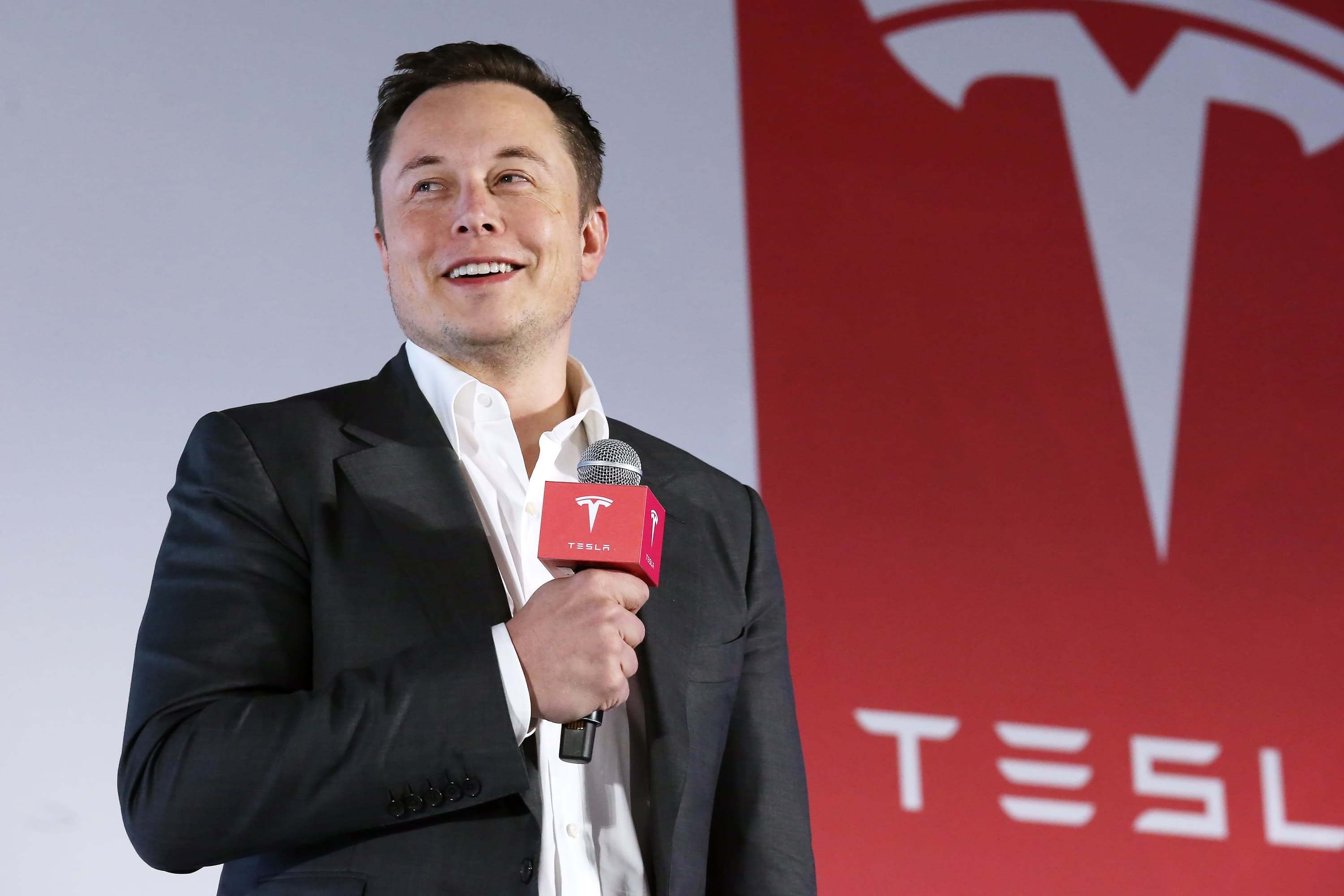 Elon Musk’s Wealth Soars to $270 Billion on Tesla’s Record Surge