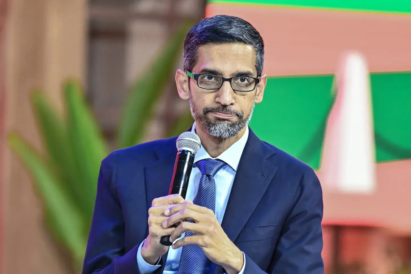 Google's Code Revolution: 25% Now Created by AI, Says CEO Sundar Pichai