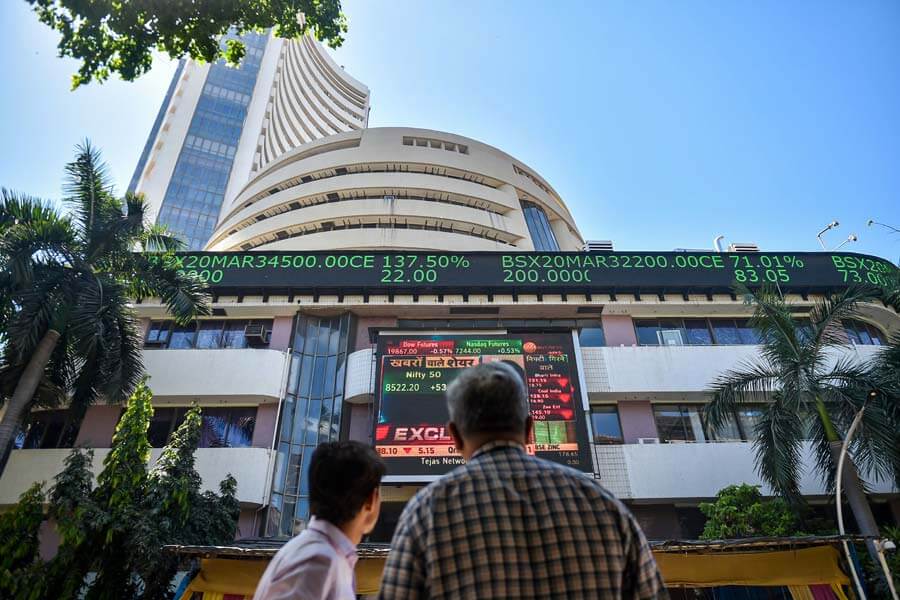 Q2 Results Today: LIC, SBI, Tata Motors Lead 174 Companies Reporting Earnings