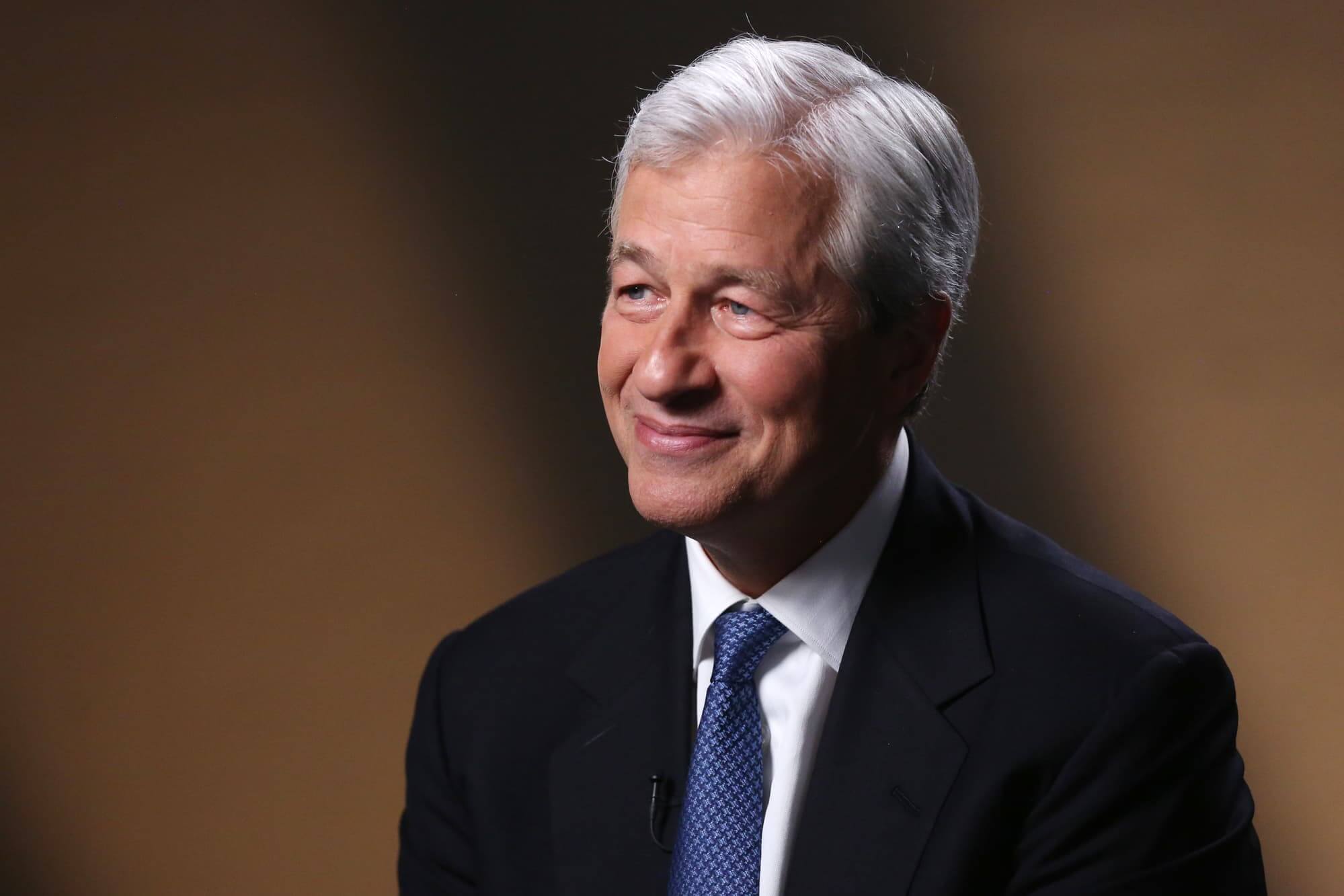 AI May Cut Work Week to 3.5 Days, Says JP Morgan CEO Jamie Dimon