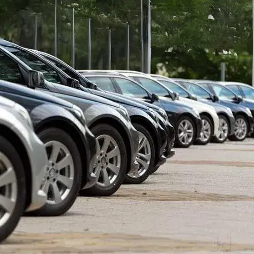 Car Sales Fall 14% in November, Two-Wheelers Hit Record Sales