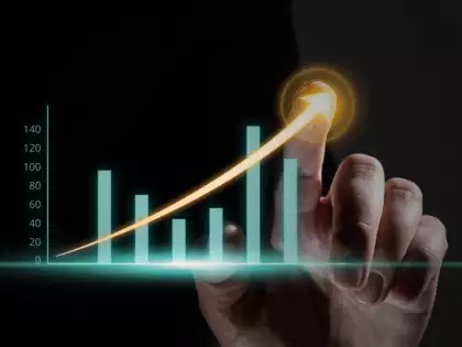 Smallcaps Shine as Broader Indices See Biggest Weekly Drop in 2 Years