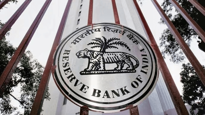 RBI Fines Surat Co-operative Bank ₹4 Lakh for Rule Violation