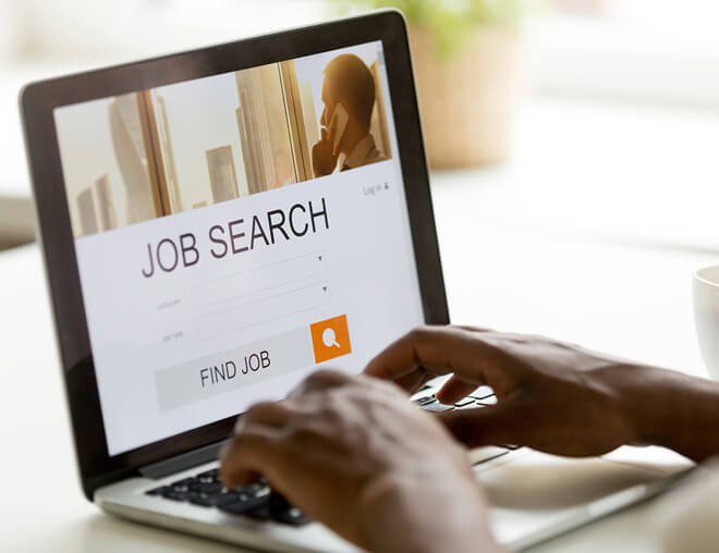 Man Uses AI Bot to Apply for 1,000 Jobs, Secures 50 Interviews