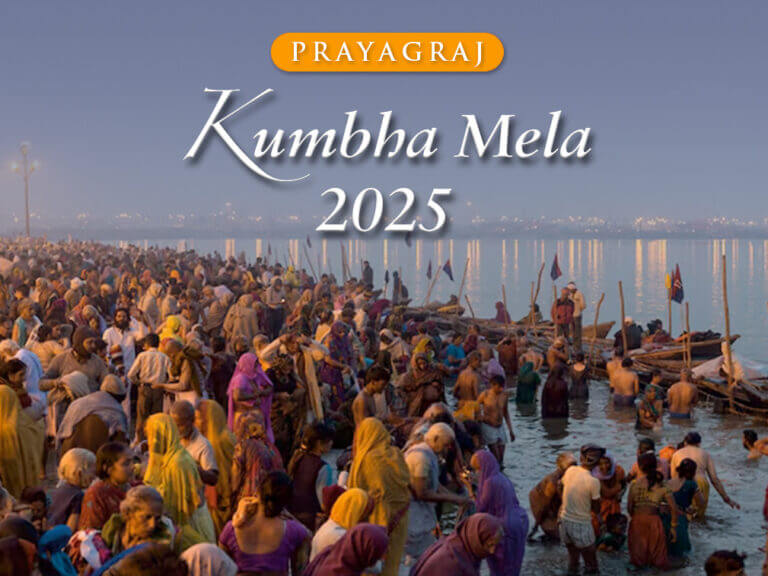 Indian Railways Gears Up for Maha Kumbh 2025: 3000+ Special Trains, 1176 CCTV Cameras