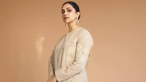 दीपिका पादुकोण ने बॉलीवुड में लिंग भेदभाव को चुनौती दी