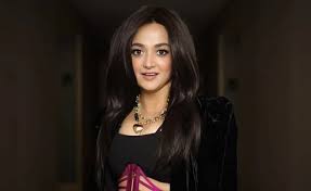 Monali Thakur's Hilarious Airport Adventure